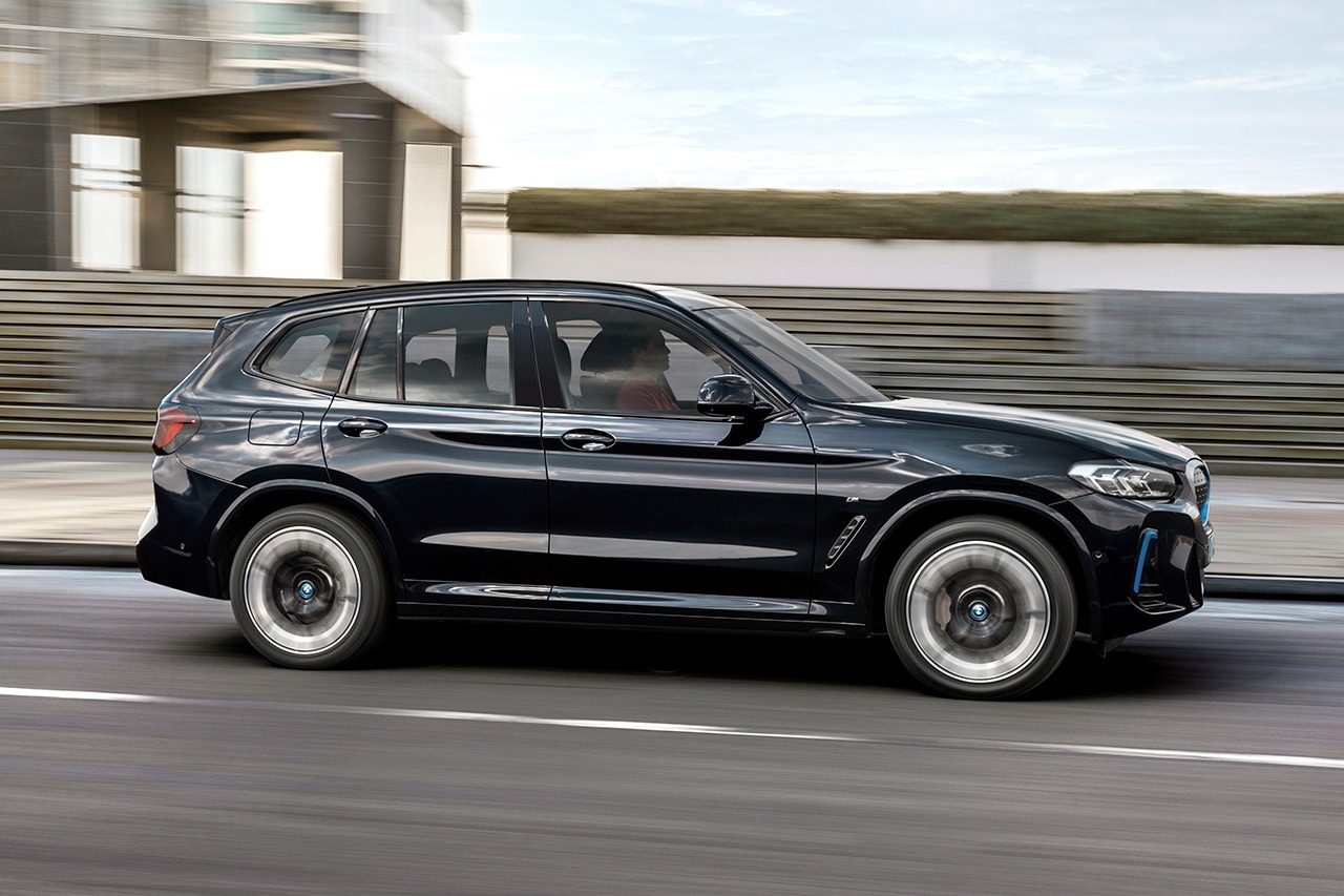 새로운 얼굴로 돌아온 BMW 순수 전기차, ‘iX3’ 디자인 공개, SUV, 페이스리프트