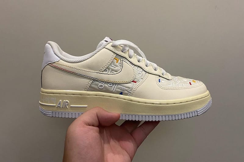 한글로 '그냥해'가 새겨진 나이키 에어 포스 1이 공개됐다