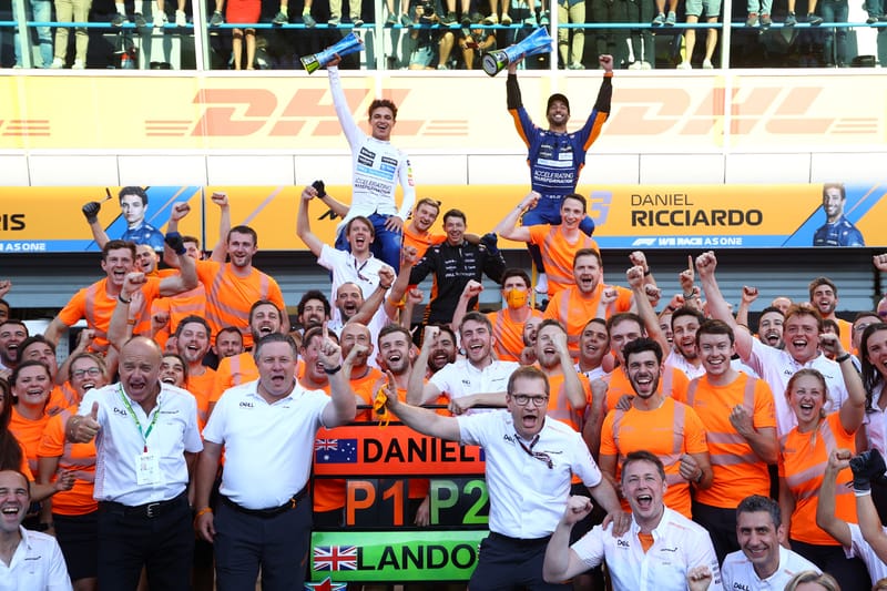 맥라렌이 무려 11년 만에 'F1' 그랑프리 1위 & 2위 올랐다
