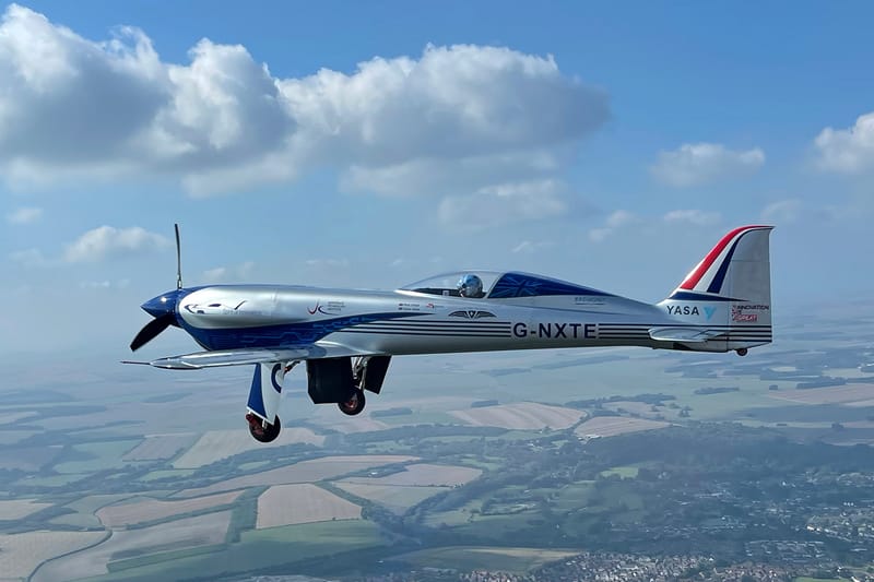 롤스로이스가 첫 ‘전기 비행기’ 시험 비행에 성공했다