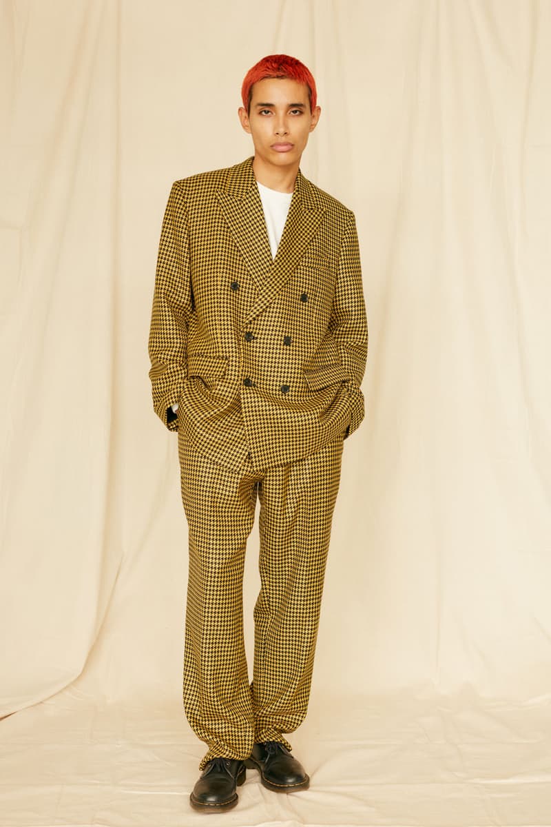 스트리트와 포멀 두 가지 무드를 동시에 잡은 어웨이크 NY 2021 FW 컬렉션 룩북, 안젤로 바크, 뉴욕, 나스