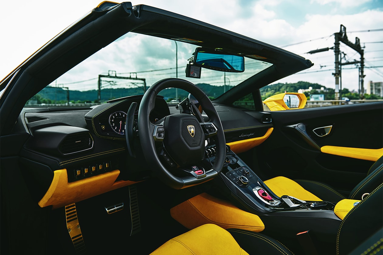 DRIVERS: 한요한 & 람보르기니 우라칸 스파이더, 슈퍼카, 저스트뮤직, 아벤타도르, 범퍼카, 300km, 초희귀종, 포르쉐, 718, 박스터, 슈퍼카