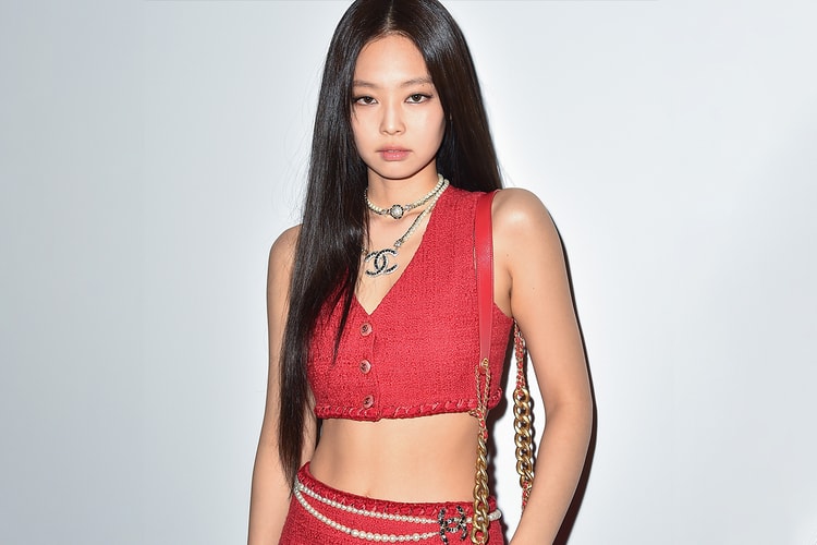 파리 패션위크 샤넬 쇼에 등장한 블랙핑크 제니의 모습