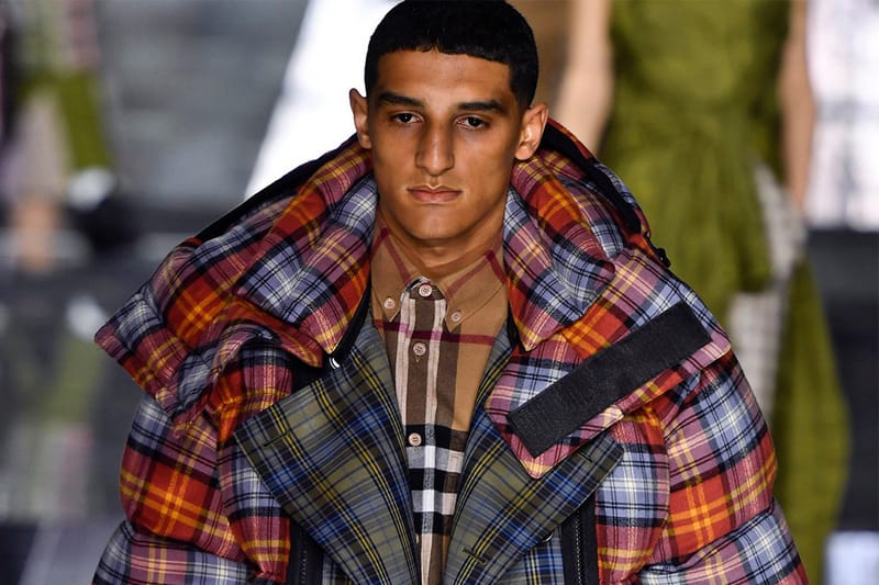 버버리, 새로운 수장으로 전 베르사체 CEO '조나단 애커로이드' 임명