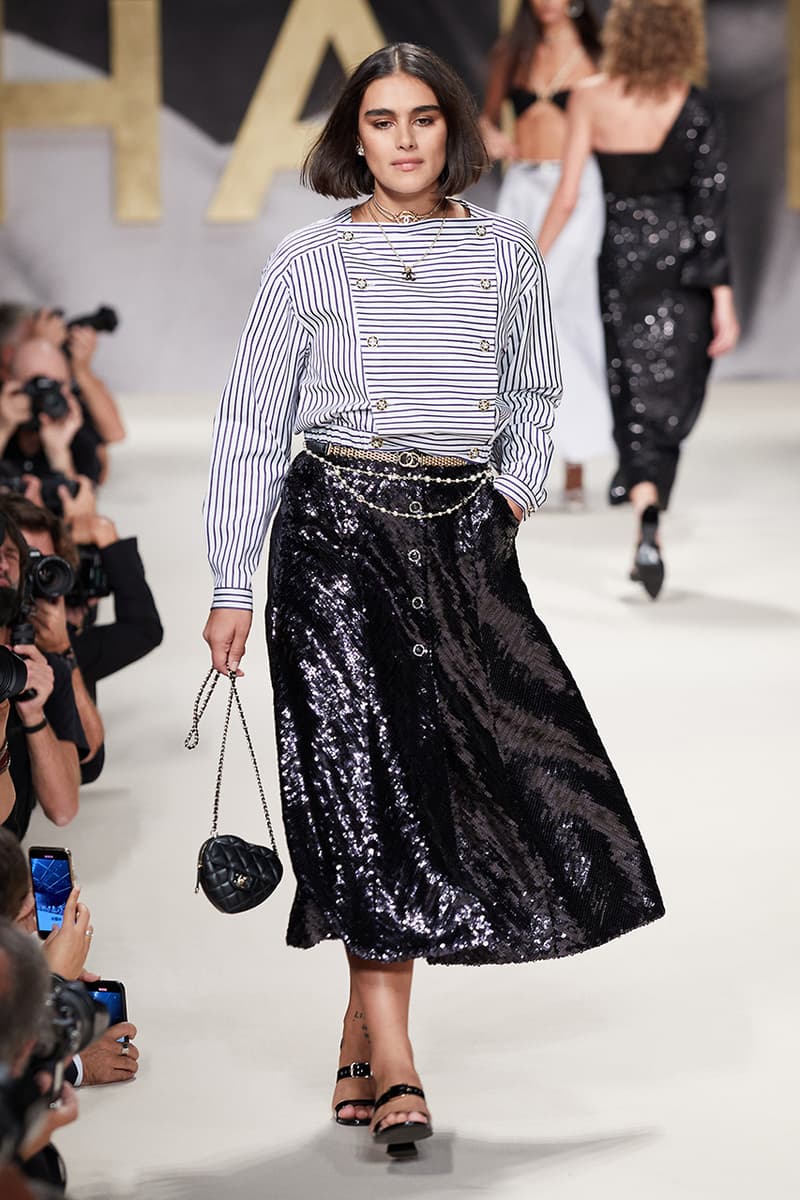 1980, 90년대의 완벽한 부활, 샤넬 2022 봄, 여름 컬렉션 쇼