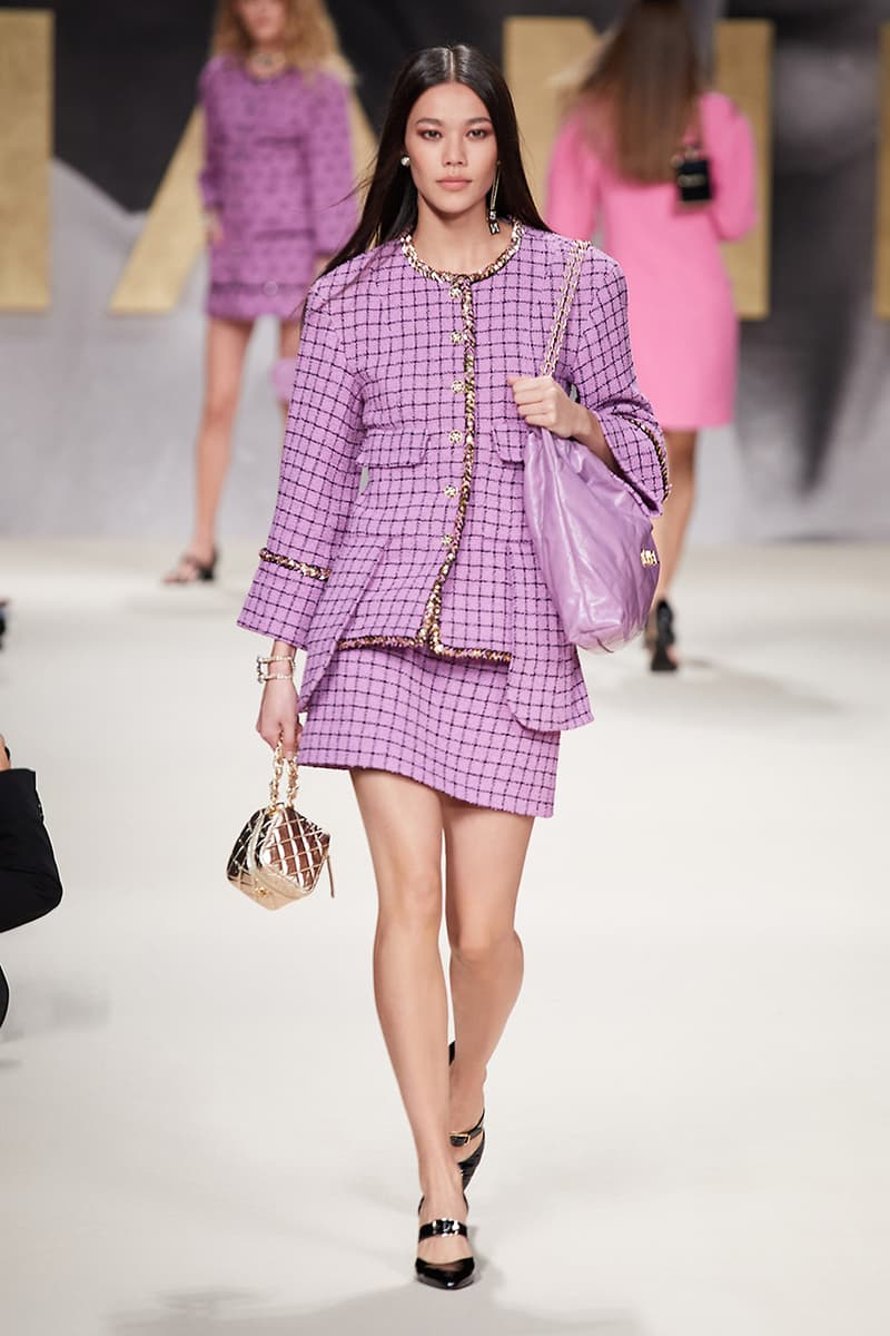 1980, 90년대의 완벽한 부활, 샤넬 2022 봄, 여름 컬렉션 쇼