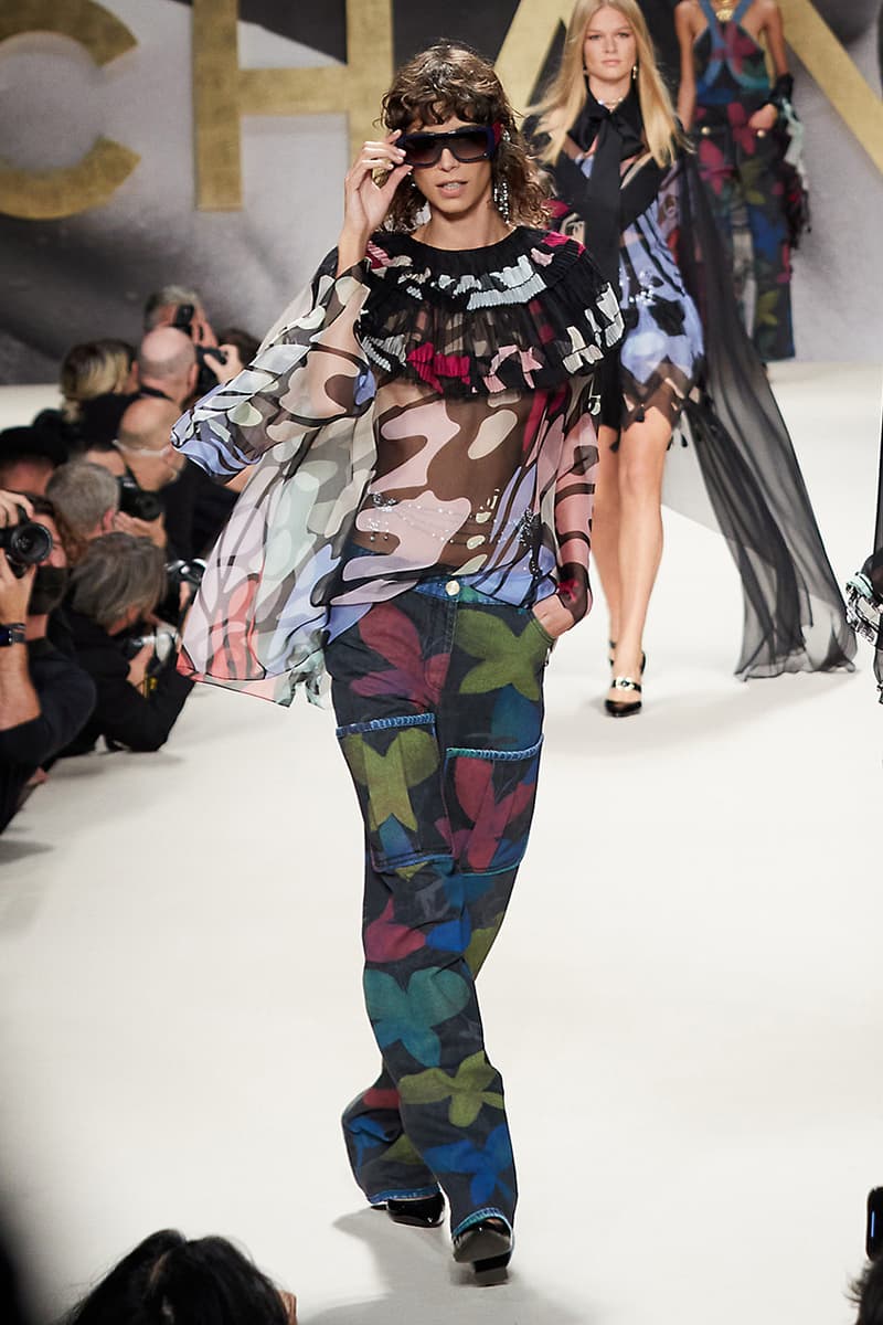 1980, 90년대의 완벽한 부활, 샤넬 2022 봄, 여름 컬렉션 쇼