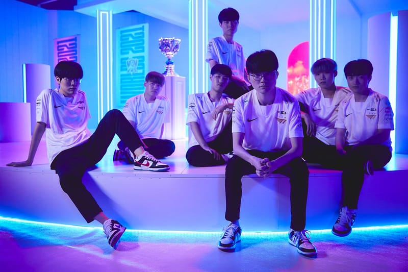 LCK 4개 팀이 모두 '2021 롤드컵' 8강 진출에 성공했다