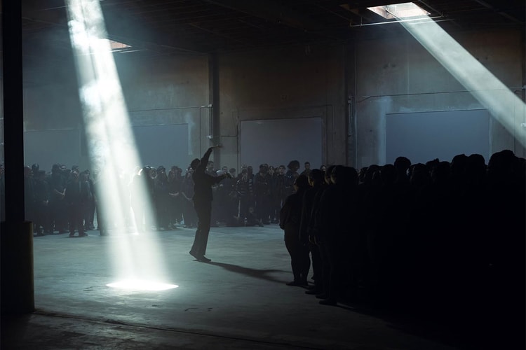 칸예 웨스트가 ‘아스트로월드’ 희생자를 기리는 추모 예배를 열었다