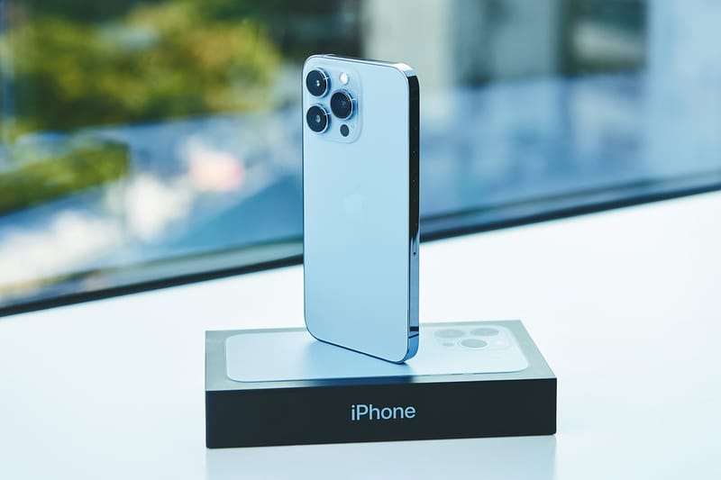 아이폰 13, 역대급 판매량 기록한 전작보다도 훨씬 많이 팔렸다?