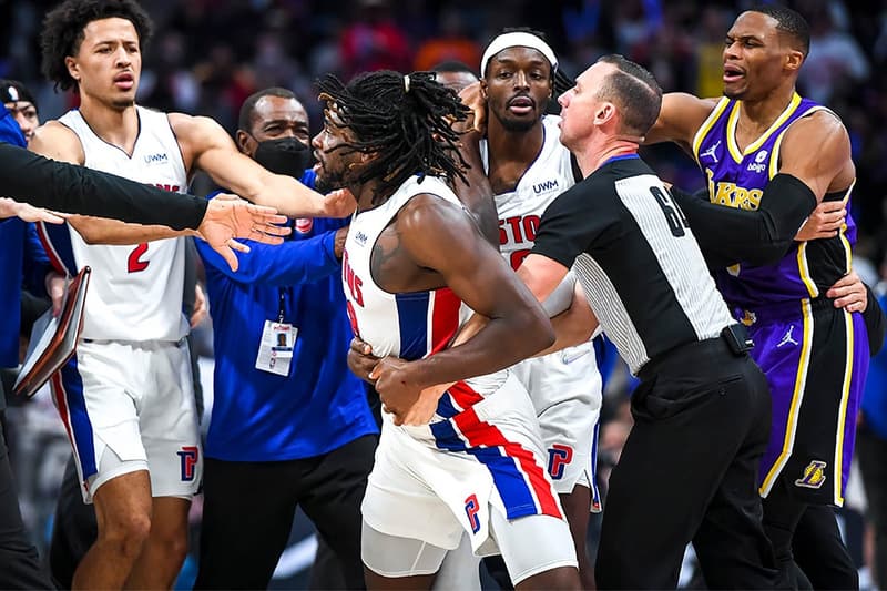 르브론 제임스가 경기 중 NBA 2년 차 신인의 얼굴을 가격했다, LA 레이커스, 디트로이트 피스톤스, 아이재아 스튜어드