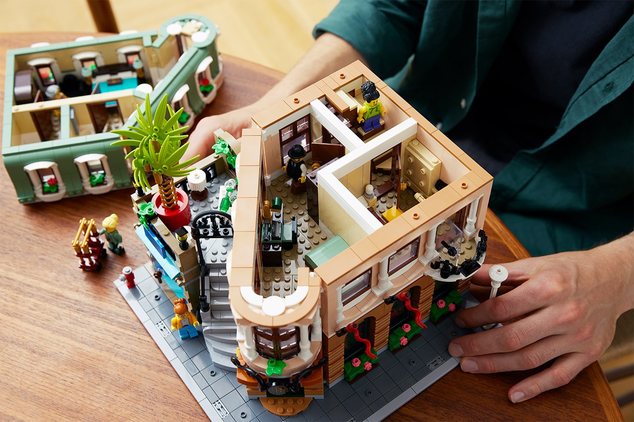 레고, 모듈러 시리즈 15주년 기념 ‘부티크 호텔’ 국내 출시, 10297