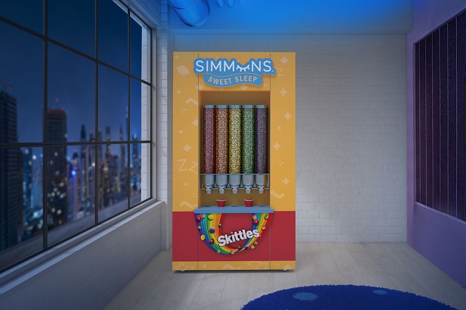 스키틀즈 x 시몬스, '캔디 섭취 최적화 침대'가 단돈 1천8백 원에 판매된다, 캔디 디스펜서, 머피 침대, 침구