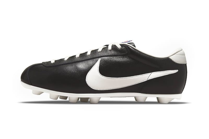 나이키, 50년 전 디자인 복각한 축구화 ‘더 나이키’ 출시한다
