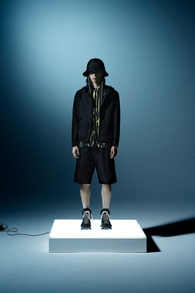 윤 안의 또 다른 실험, 앰부시 워크샵 2022 FW 컬렉션, 버벌