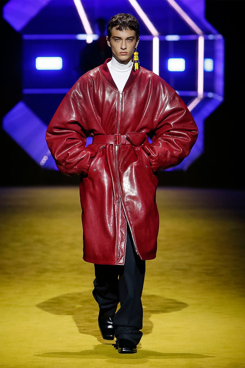 프라다, 할리우드 배우들과 함께한 2022 FW 남성복 컬렉션 런웨이, 패션쇼