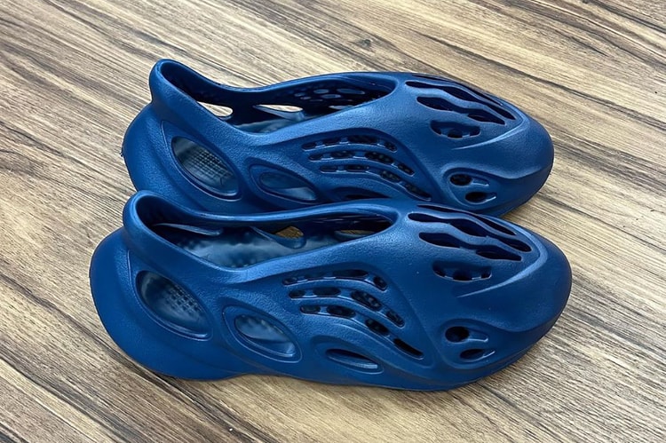 아디다스 이지 폼 러너 '네이비' 실물 유출