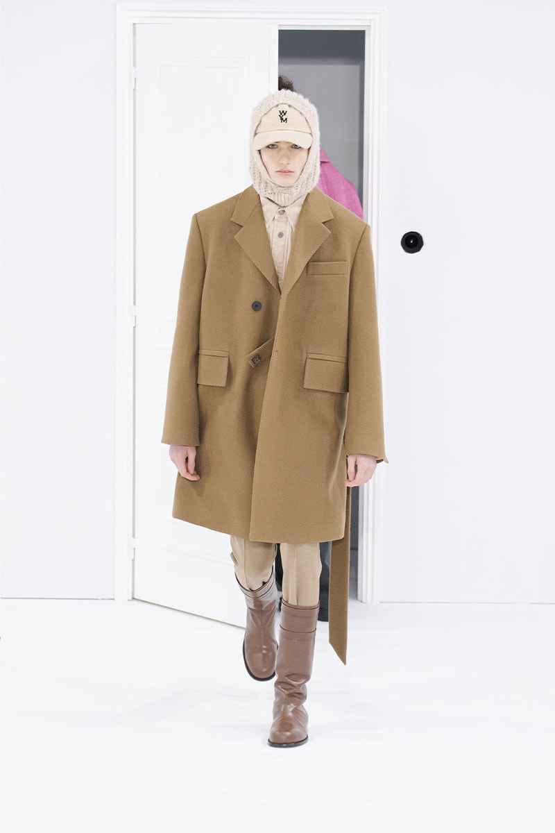 심플하면서 다층적인, 우영미 2022 FW 컬렉션 런웨이 살펴보기, 파리 패션위크