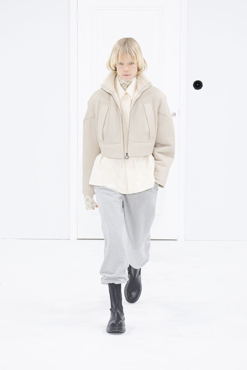 심플하면서 다층적인, 우영미 2022 FW 컬렉션 런웨이 살펴보기, 파리 패션위크