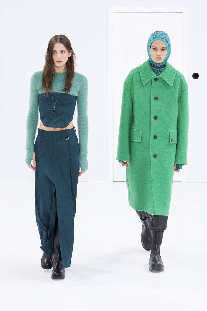 심플하면서 다층적인, 우영미 2022 FW 컬렉션 런웨이 살펴보기, 파리 패션위크