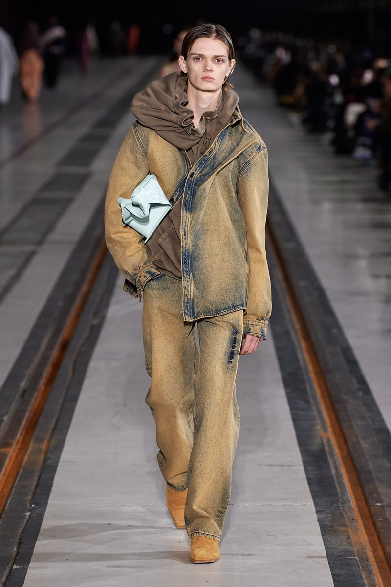 장 폴 고티에를 재해석한 와이프로젝트 2022 FW 런웨이 살펴보기, 글렌 마틴스, 파리 패션위크