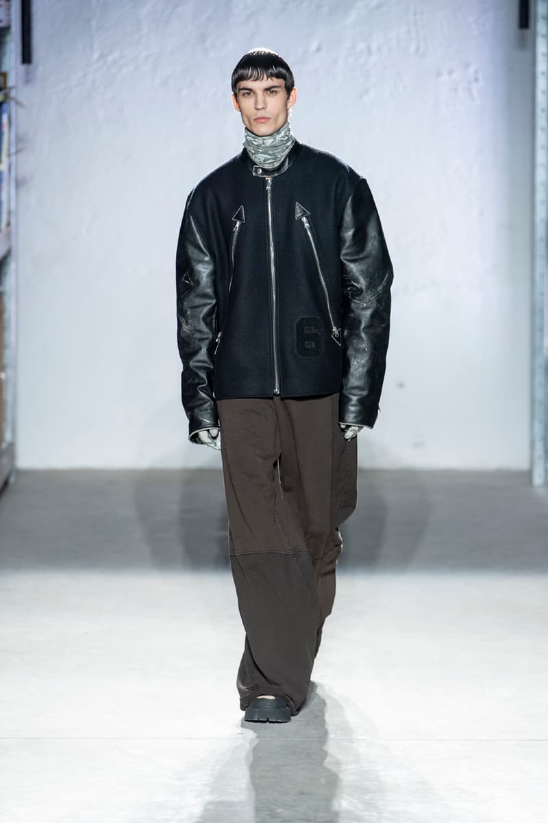 MM6 메종 마르지엘라의 2022 FW 컬렉션 런웨이 감상하기