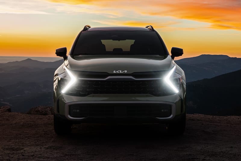 테슬라 포함, 국내에서 신차보다 더 비싸게 팔린다는 중고차는 어떤 차?