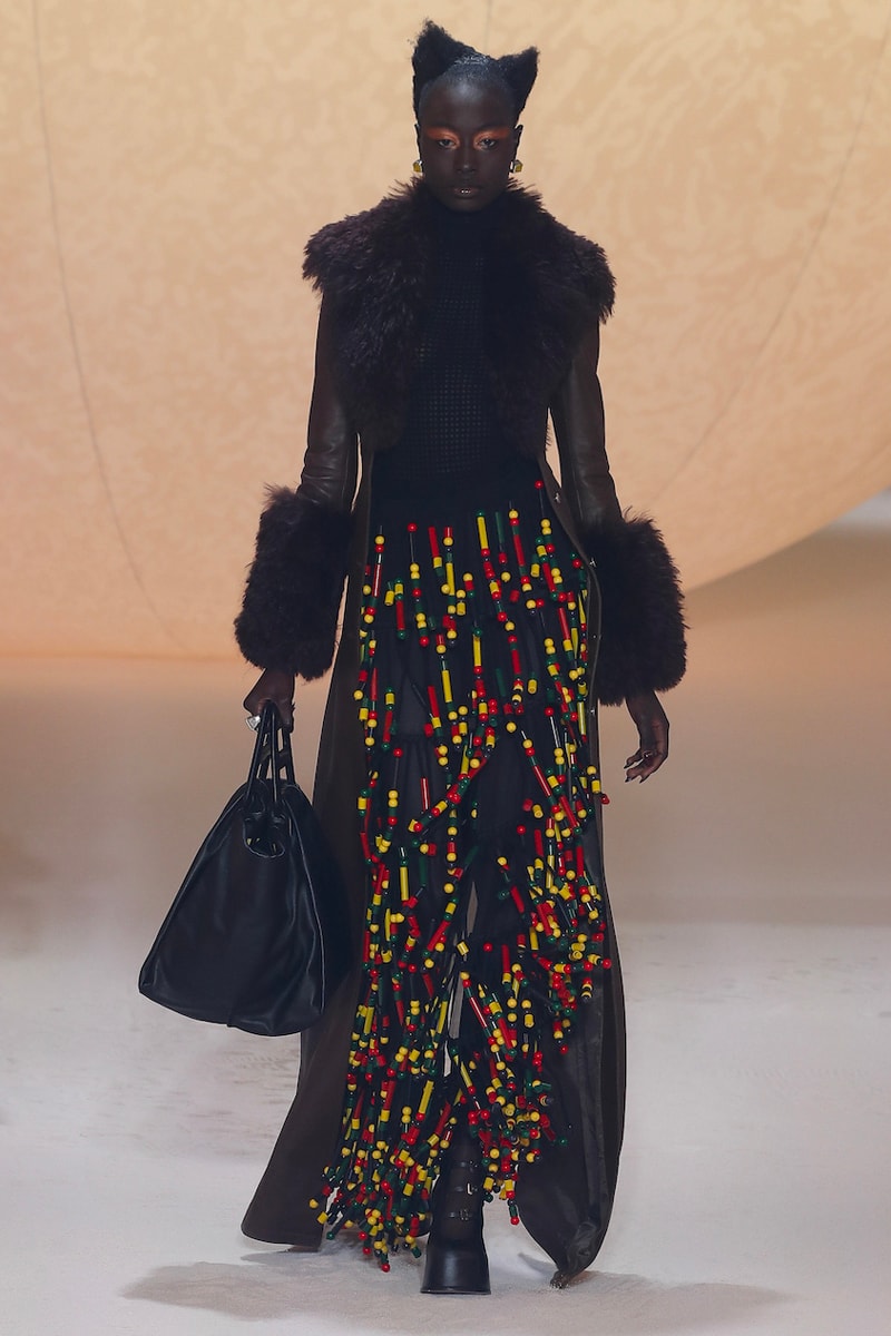 앰부시 2022 FW 컬렉션 런웨이, 윤 안, 버벌, yoon