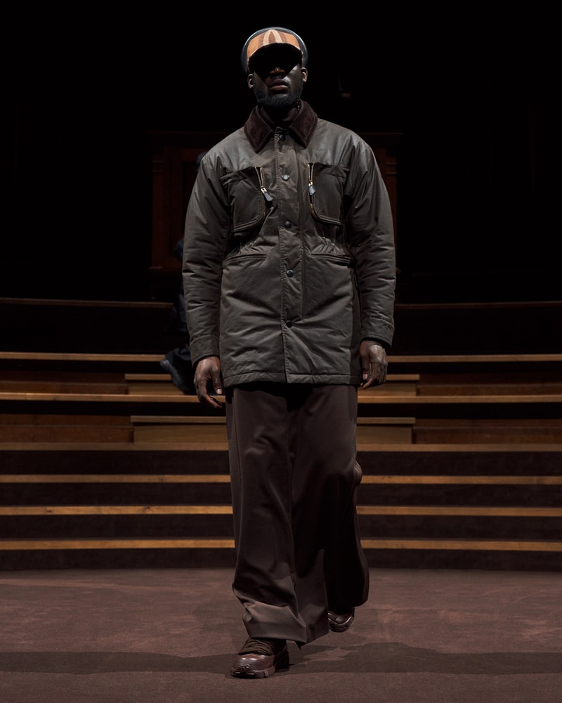 '영국스러움'을 담아낸, 버버리 2022 FW 컬렉션 런웨이, 코트, 체크, 리카르도 티시