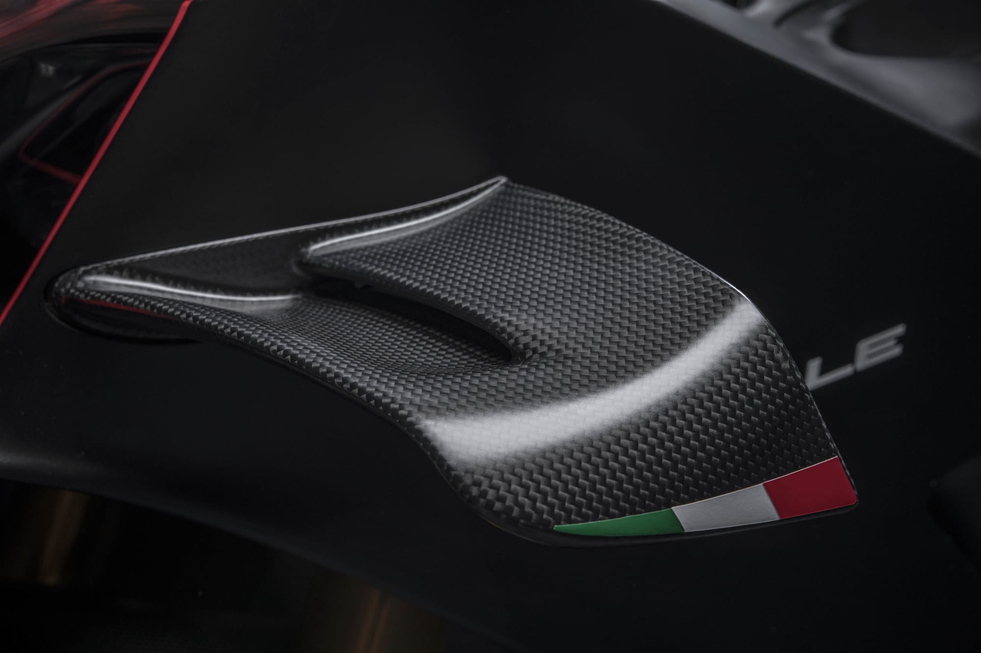 두카티, 최신형 슈퍼바이크 ‘파니갈레 V2 SP2’ 공개, 모터사이클, 이탈리아, 페라리, 모토GP