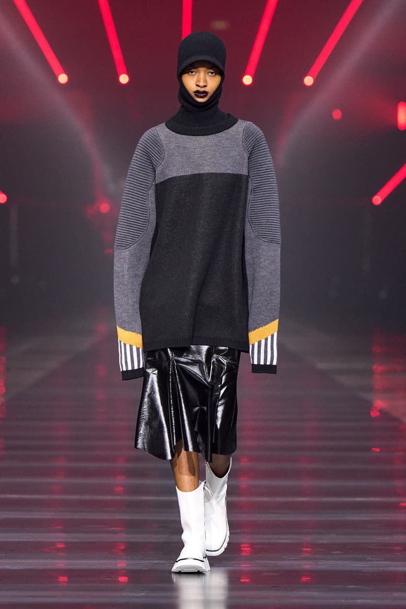 슈퍼카 브랜드의 패션은 어떤 모습? 페라리 2022 FW 컬렉션 런웨이, 로코 이안노네