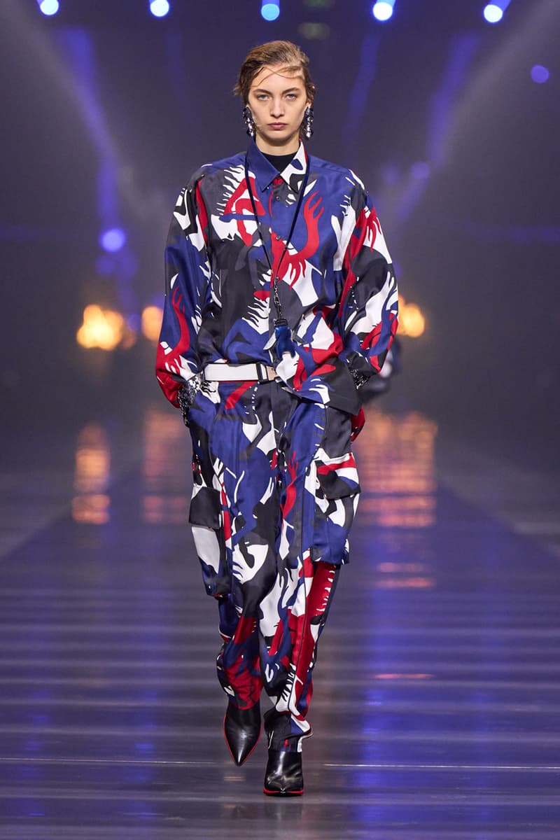 슈퍼카 브랜드의 패션은 어떤 모습? 페라리 2022 FW 컬렉션 런웨이, 로코 이안노네