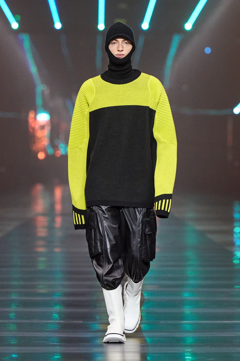 슈퍼카 브랜드의 패션은 어떤 모습? 페라리 2022 FW 컬렉션 런웨이, 로코 이안노네