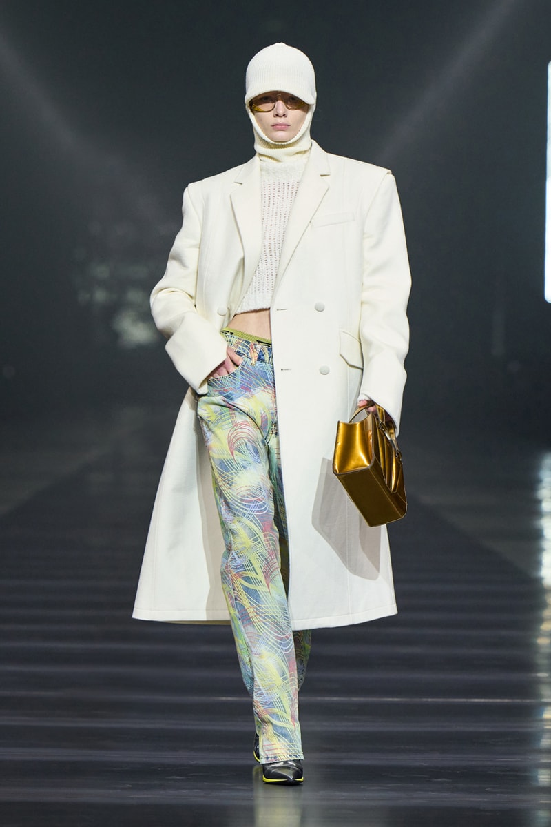 슈퍼카 브랜드의 패션은 어떤 모습? 페라리 2022 FW 컬렉션 런웨이, 로코 이안노네