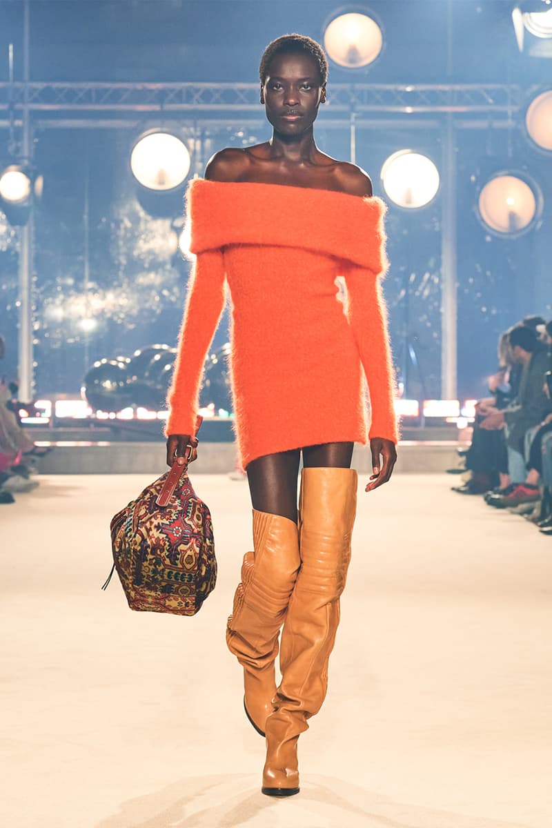 이자벨 마랑 2022 FW 컬렉션 런웨이 공개, PFW, 파리 패션위크, 프랑스 브랜드