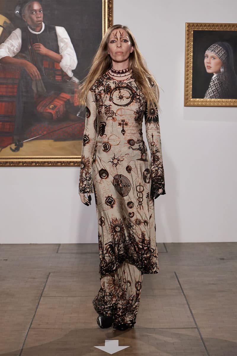 펑크 록의 영향이 가득한 마린 세레 2022 FW 컬렉션 런웨이, 마린 세르, 초승달 패턴, 펑크