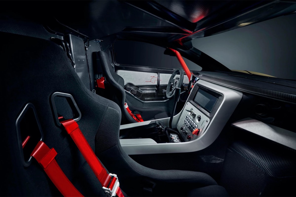 ‘세계 3대 자동차 디자이너’가 설계한 전천후 SUV, ‘프로드라이브 헌터’가 공개됐다, 재규어, 이안 칼럼