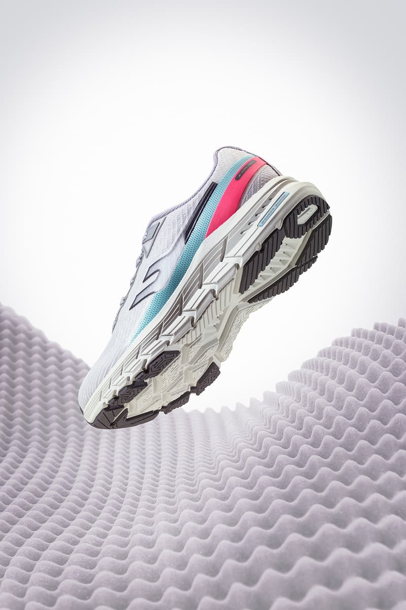 궁극의 기술력이 담긴, 프로스펙스 '에너젯' 출시 정보 prospecs enerjet road running shoe sneaker