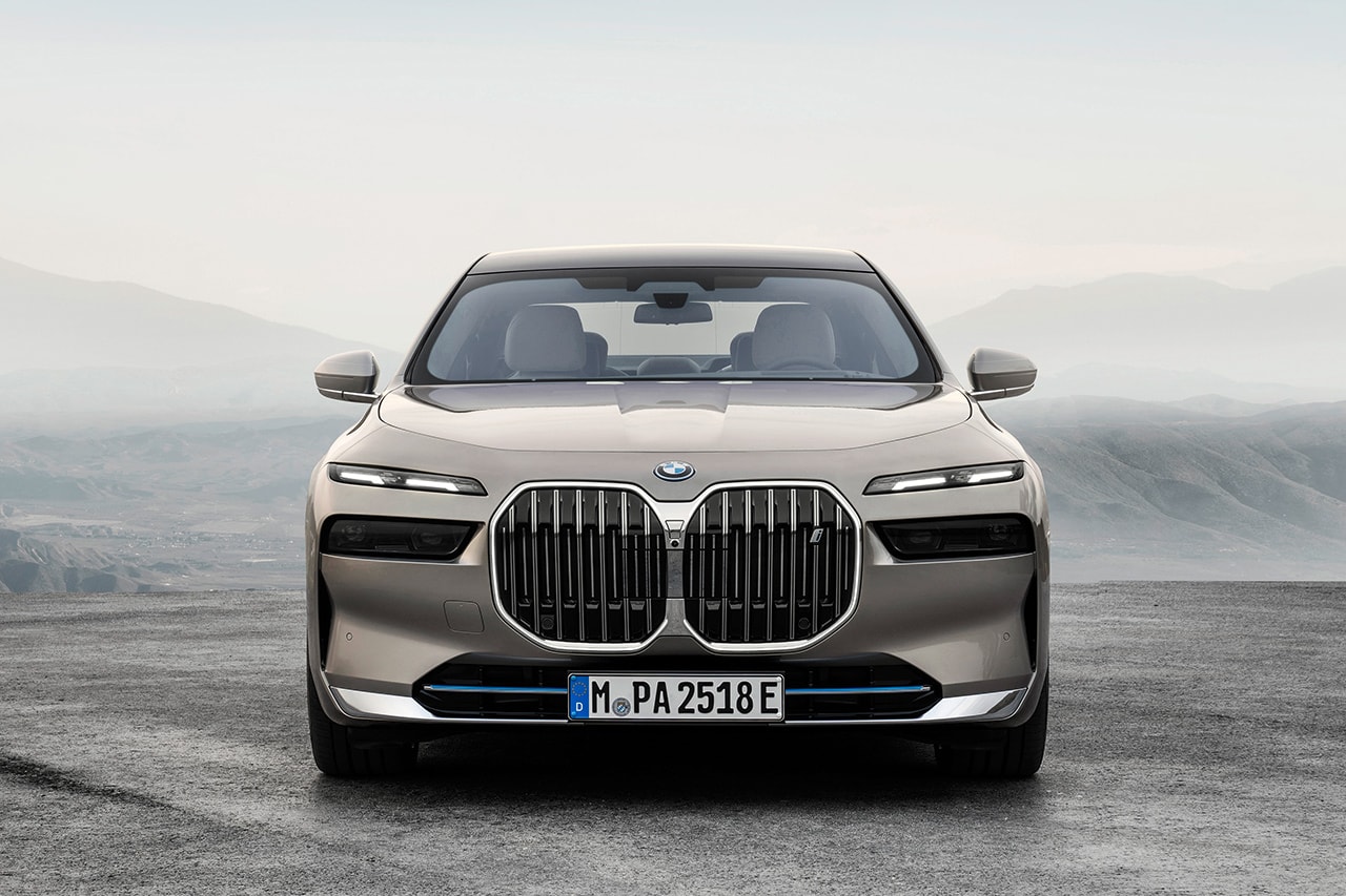 BMW 최상위 럭셔리 세단, ‘뉴 7시리즈’가 최초 공개됐다, 세대변경, 플래그십 모델