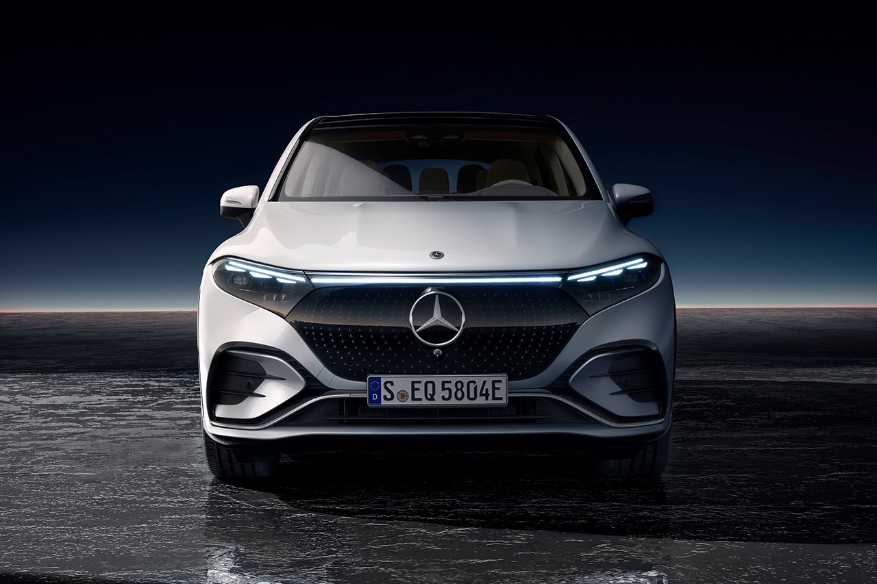 메르세데스-벤츠의 새로운 럭셔리 전기차, ‘EQS SUV’ 최초 공개