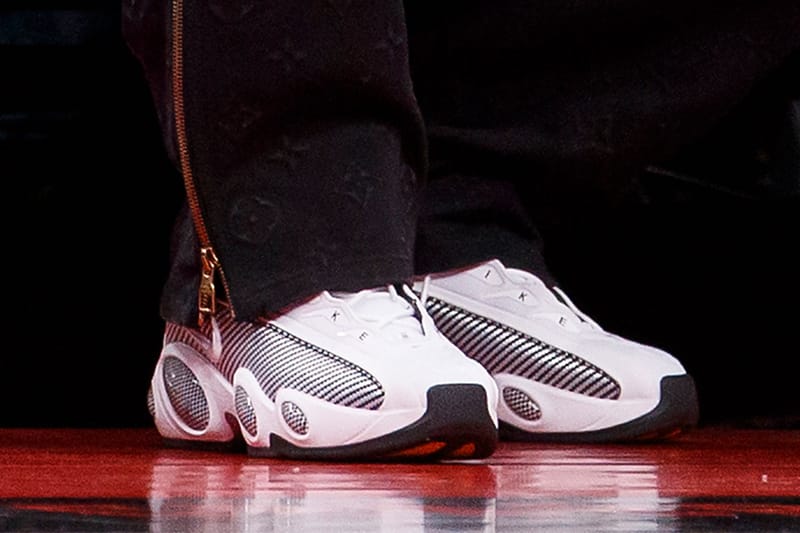 드레이크의 녹타 x 나이키 신작 스니커의 또 다른 컬러웨이 살펴보기