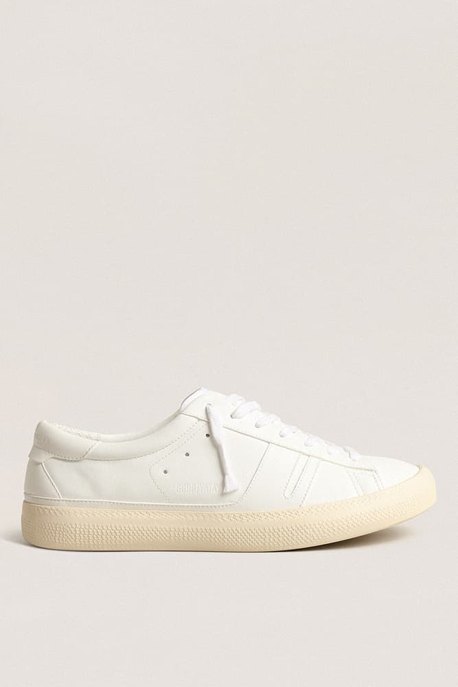 골든구스, 책임감 있는 미래로 향하는 '야타이 모델 1B' 스니커 출시 Golden Goose Sneaker