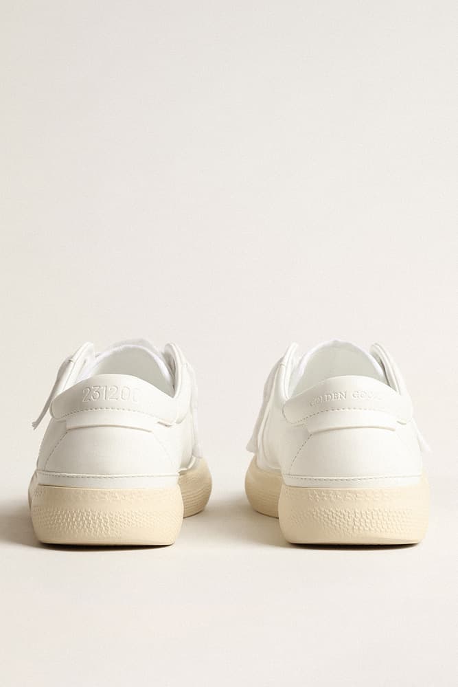 골든구스, 책임감 있는 미래로 향하는 '야타이 모델 1B' 스니커 출시 Golden Goose Sneaker