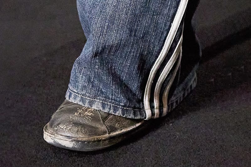 빈티지 혹은 고물, 발렌시아가 x 아디다스 디스트로이드 스탠 스미스 살펴보기