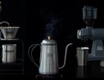 네이버후드 x 칼리타, 협업 커피 그라인더 및 드립 세트 출시