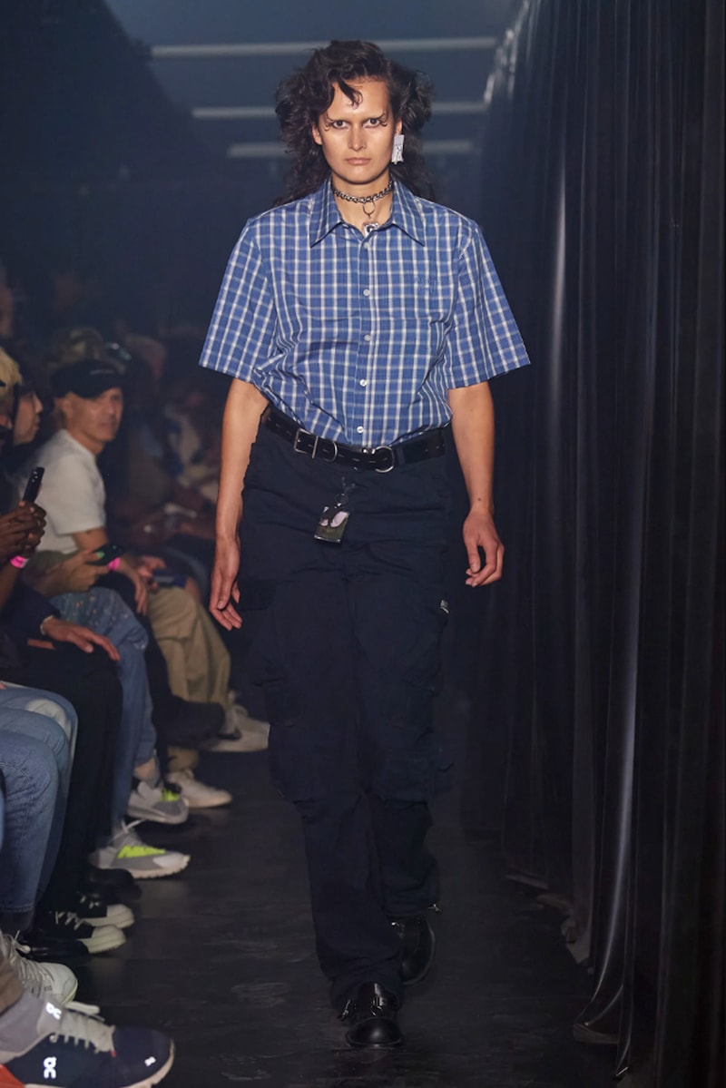 나이키 협업 포함, 마틴 로즈 2023 SS 컬렉션 쇼케이스 공개, 나이키 샥스 MR4