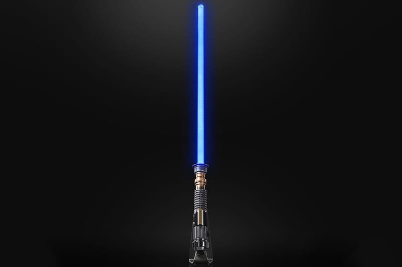 &#039;오비완 케노비&#039; 블랙 시리즈 1:1 스케일 &#039;라이트세이버&#039; 출시