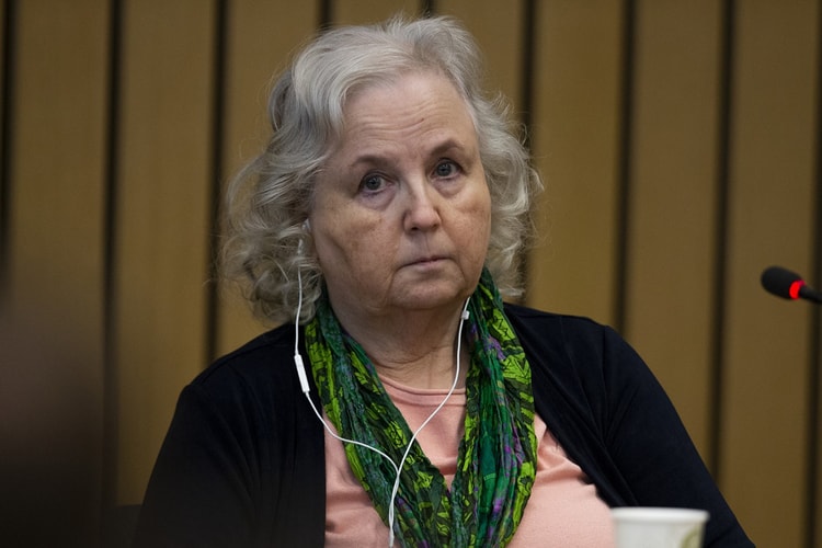 '남편 죽이는 방법' 작가, 남편 살해 혐의로 종신형 확정