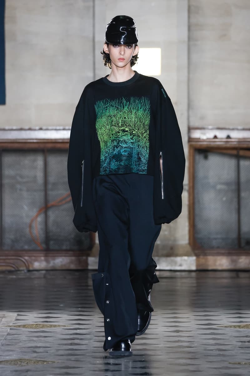 송지오 2023 SS 컬렉션 런웨이, 파리 패션위크, FPW, 고무신