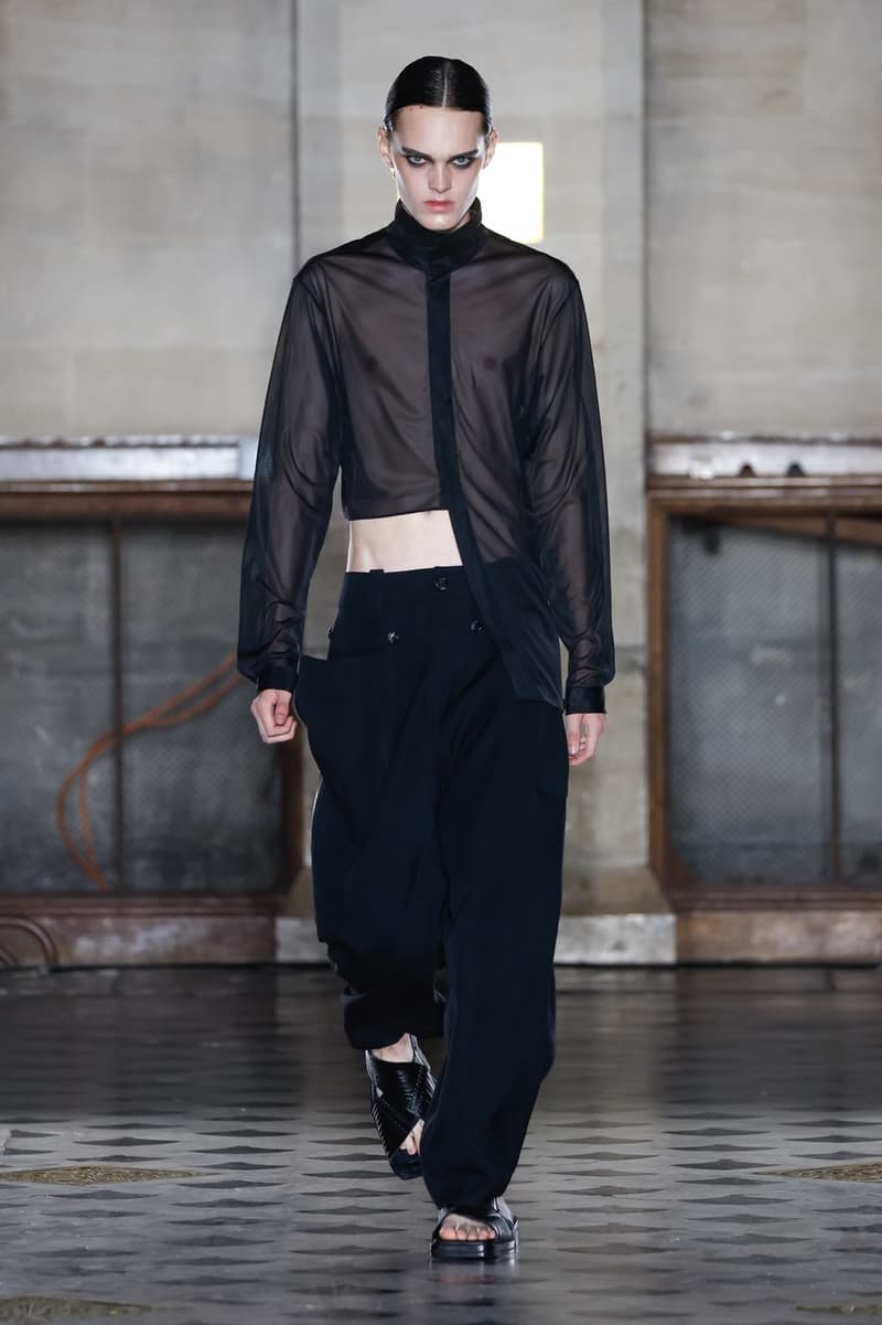 송지오 2023 SS 컬렉션 런웨이, 파리 패션위크, FPW, 고무신
